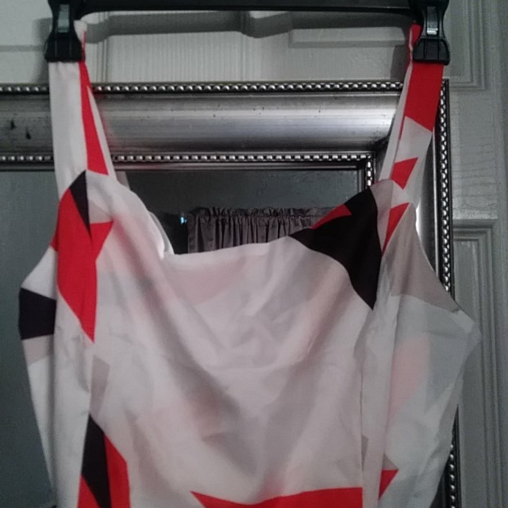 Dress - Picture 3 of 4